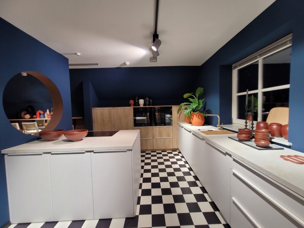 Venidom CUISINE BORDEAUX Cuisines Venidom Cuisine Bi Couleur Modele Cindy Cora 3