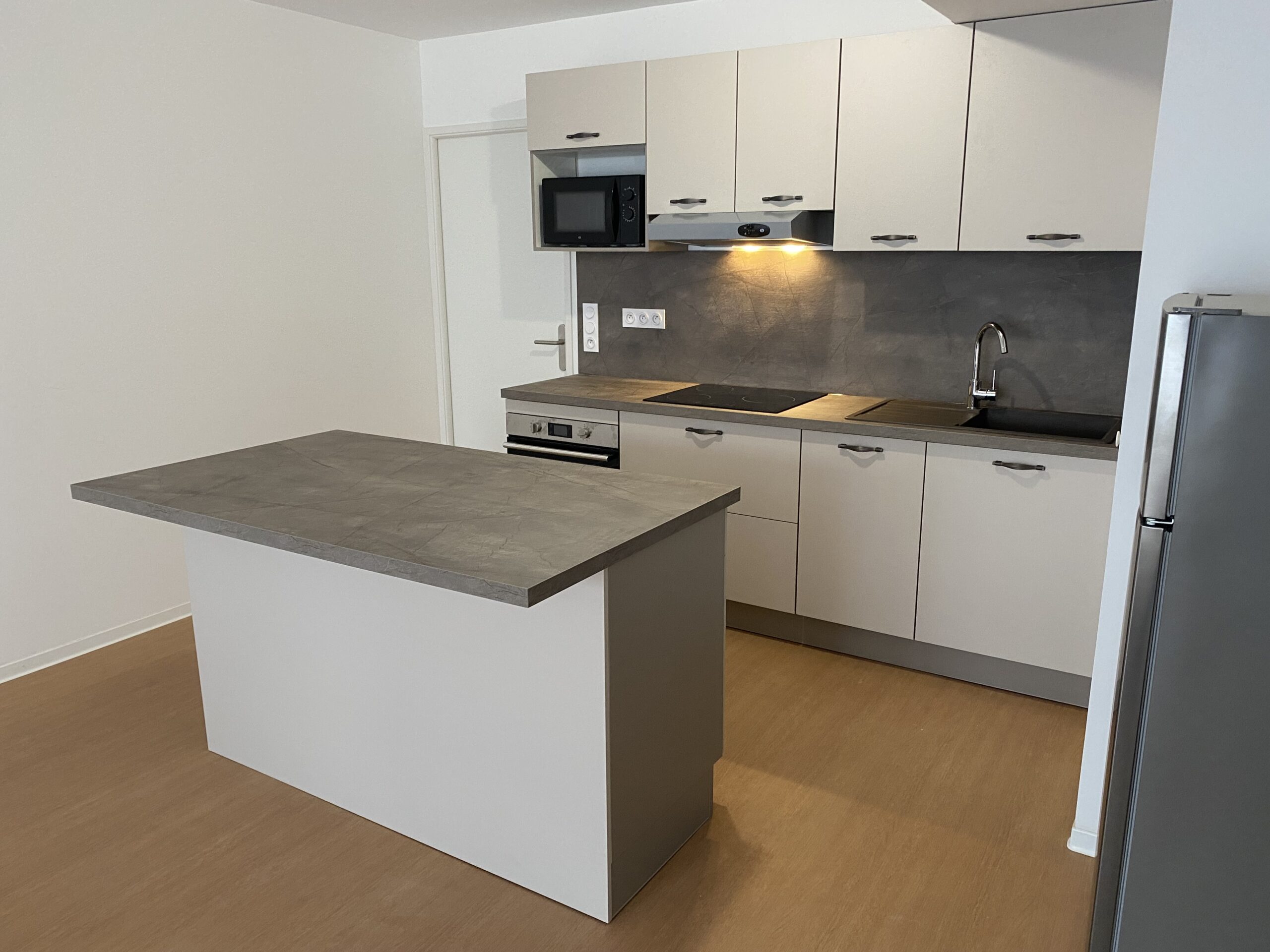 Cuisines Venidom Médoc Cuisine Blanche Grise